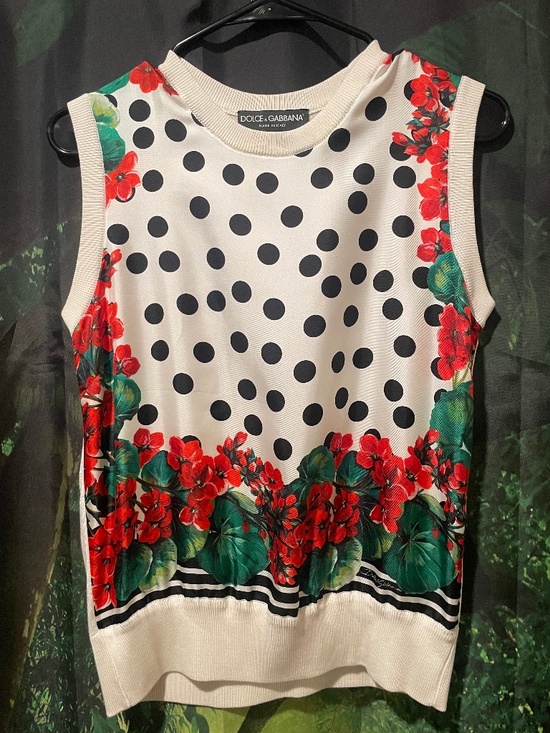 Dolce & Gabbana Tops - Silk Dolce & Gabbana Floral & Polka Dot Sleeveless Top
